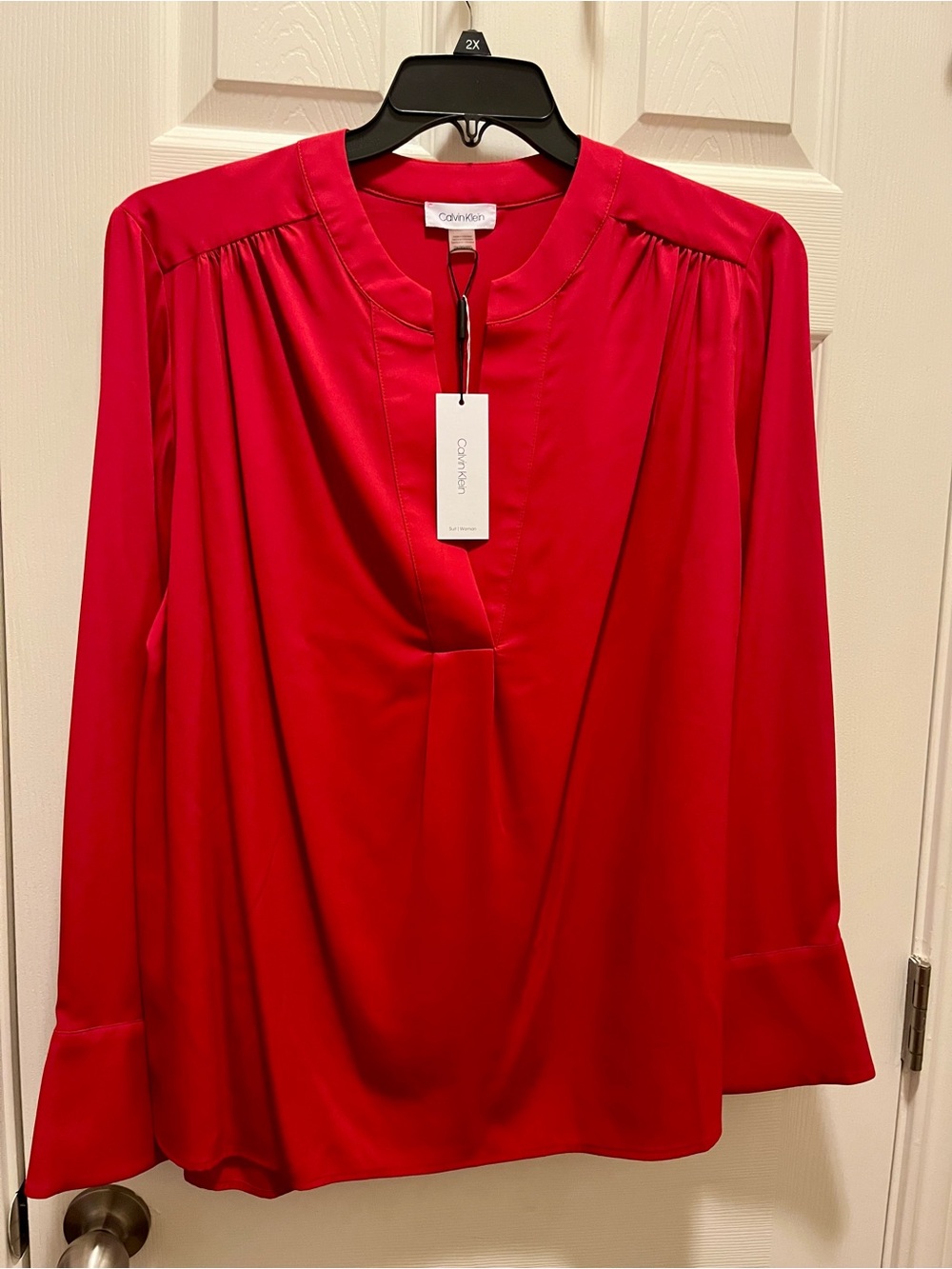 Calvin Klein Women’s 2X Red Blouse NWT